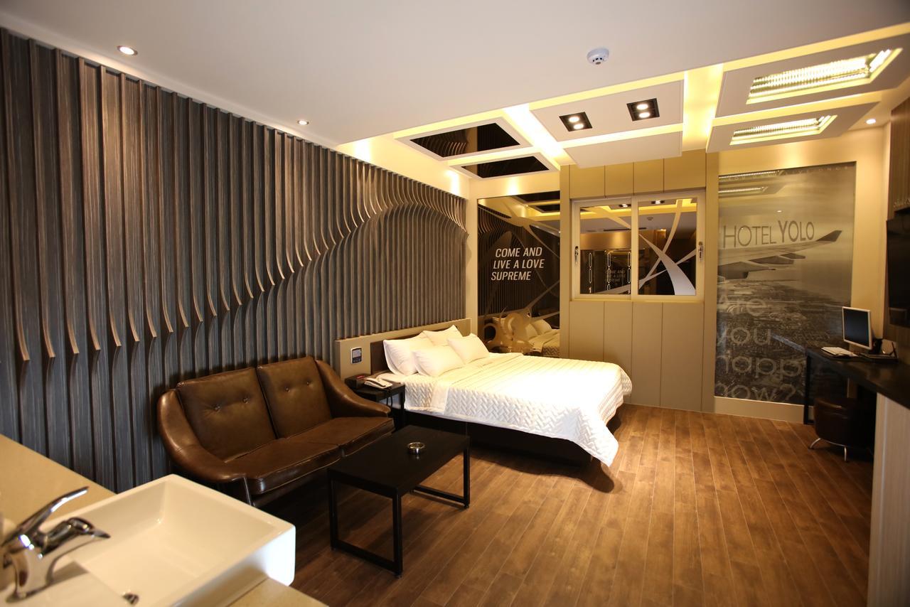 Hotel Yolo Chongnae-dong Exterior photo